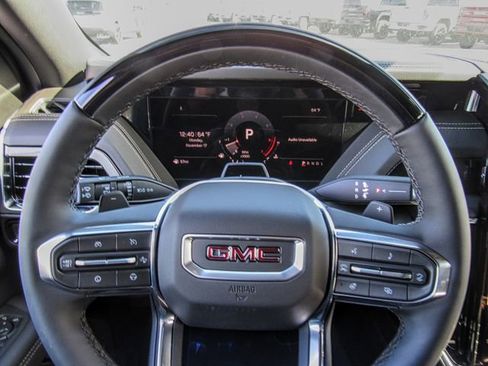 New 2026 GMC Yukon XL Elevation image 24