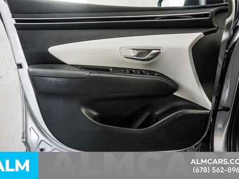 Used 2025 Toyota RAV4 XLE image 47