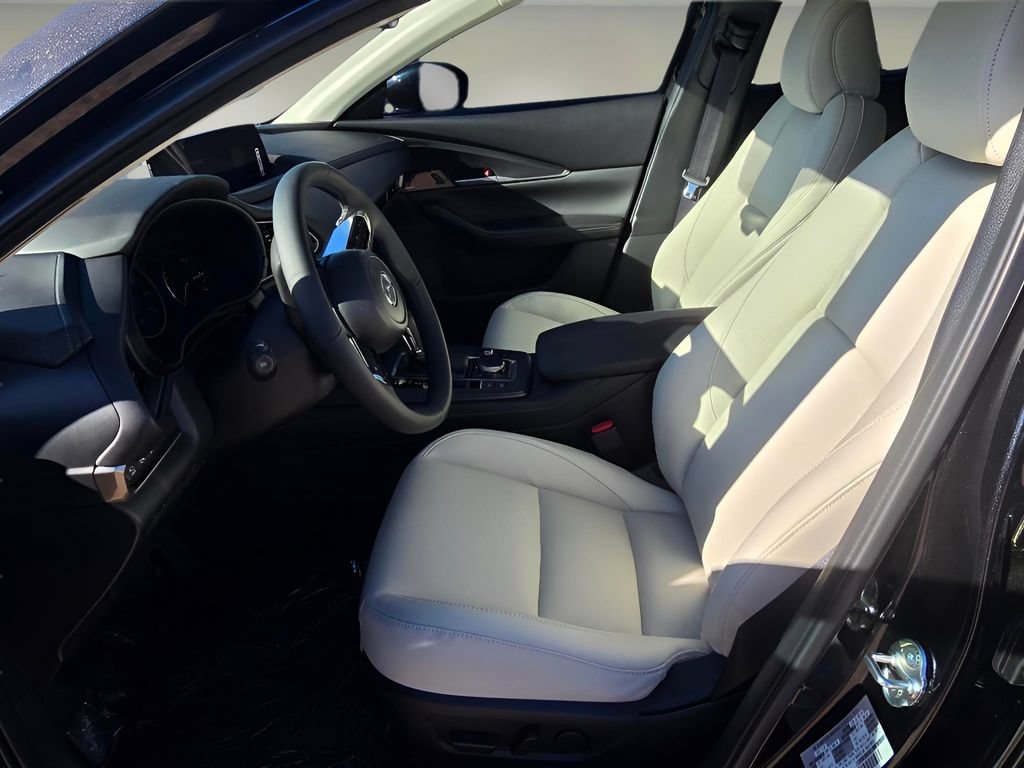 Used 2026 MAZDA CX-30 AWD 2.5 S w/ Premium Package image 12
