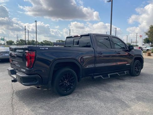 Used 2023 GMC Sierra 1500 Elevation w/ Preferred Package AWD/4WD image 4