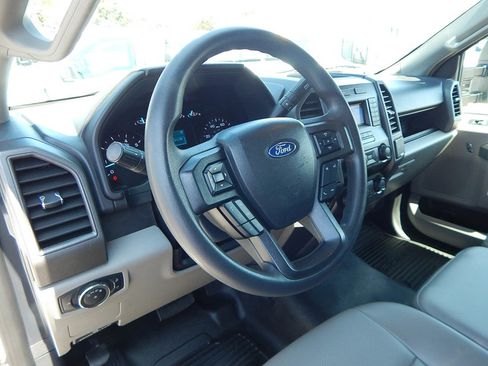 Used 2022 Ford F250 XL w/ Power Equipment Group image 13