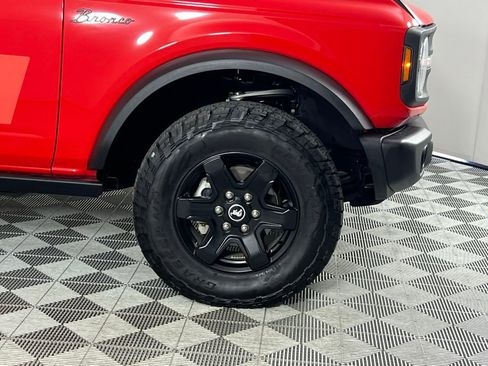 Used 2024 Ford Bronco Black Diamond image 13
