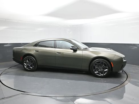 New 2026 Dodge Charger R/T AWD/4WD image 11