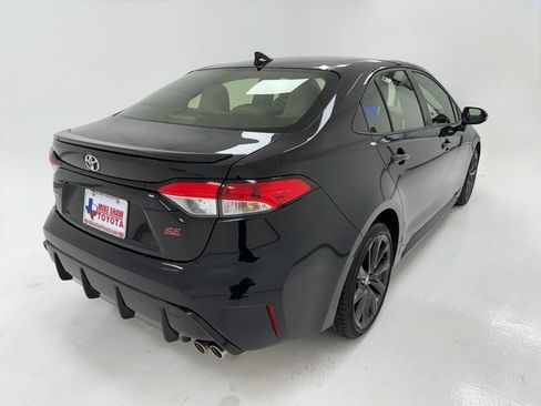 Used 2024 Toyota Corolla SE image 40