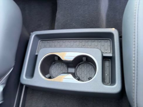 Used 2025 Lincoln Aviator AWD w/ Jet Appearance Package image 34