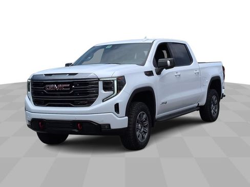 Used 2024 GMC Sierra 1500 AT4 w/ Technology Package AWD/4WD image 5