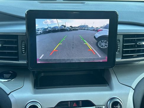 Certified 2023 Ford Explorer XLT w/ Equipment Group 202A image 32