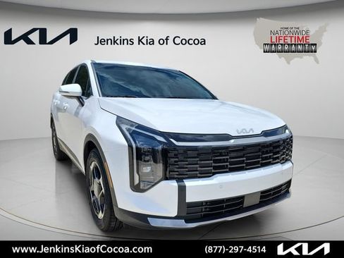 New 2026 Kia Sportage EX FWD image 2