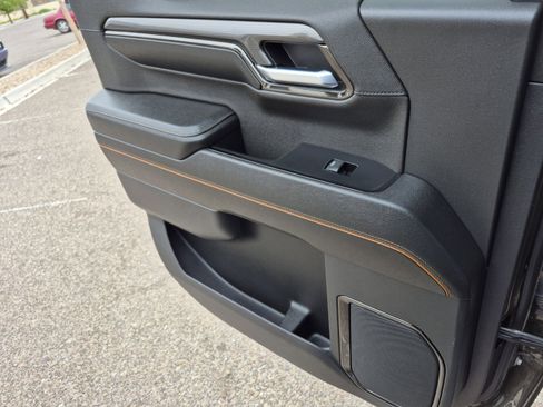 Used 2024 GMC Sierra 1500 AT4 image 20