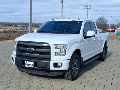 Used 2015 Ford F150 Lariat image 2