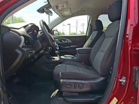 Certified 2020 Chevrolet Traverse LT w/ Driver Confidence II Package AWD/4WD image 14