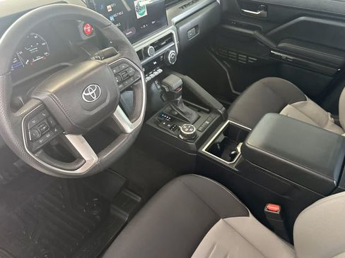 Used 2024 Toyota Tacoma TRD Off-Road AWD/4WD image 11