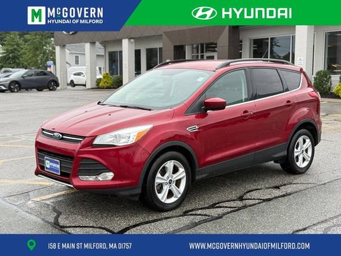 Used 2016 Ford Escape SE w/ Equipment Group 201A AWD/4WD image 1