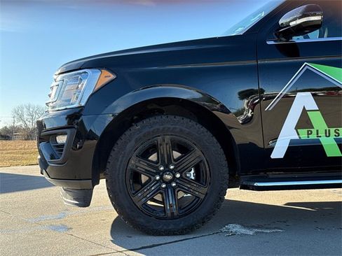 Used 2021 Ford Expedition Max XLT image 5