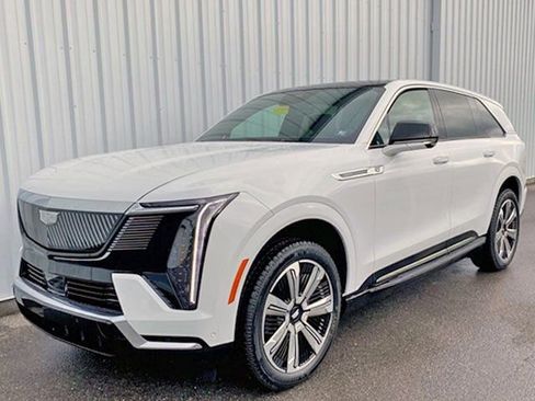 New 2025 Cadillac Escalade IQ Luxury 1 image 1