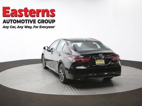 Used 2022 Toyota Camry XLE FWD image 65