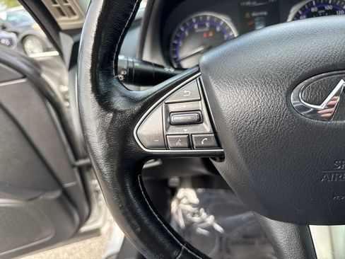 Used 2015 INFINITI Q50 Base w/ Moonroof Package image 16