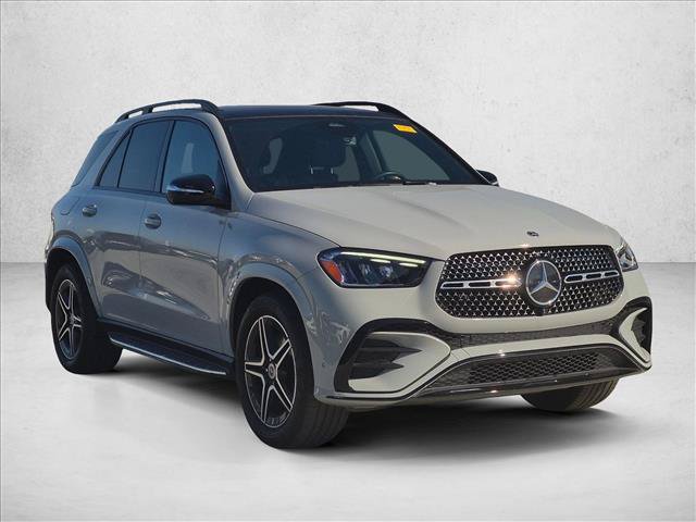 Used 2025 Mercedes-Benz GLE 450e 4MATIC image 3