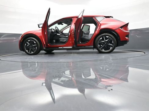 New 2025 Kia EV6 Wind image 48