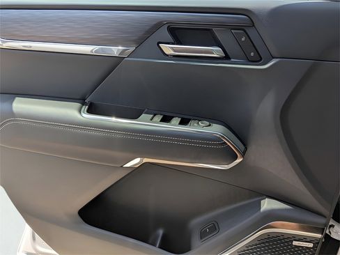 New 2026 GMC Acadia Elevation w/ Black Edition image 13