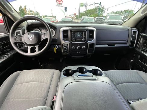 Used 2017 RAM 1500 Classic SLT AWD/4WD image 7