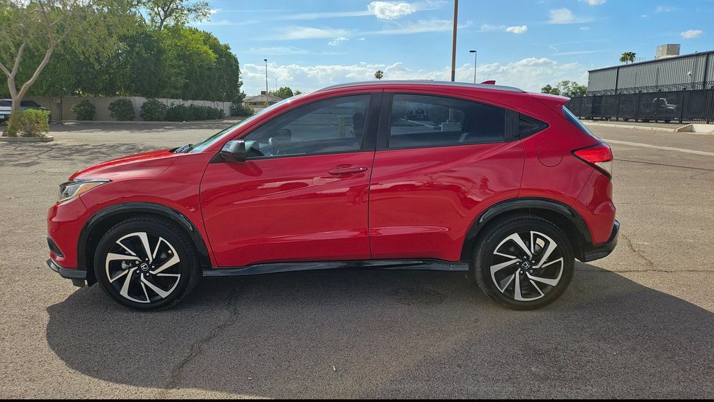 Used 2020 Honda HR-V Sport image 6