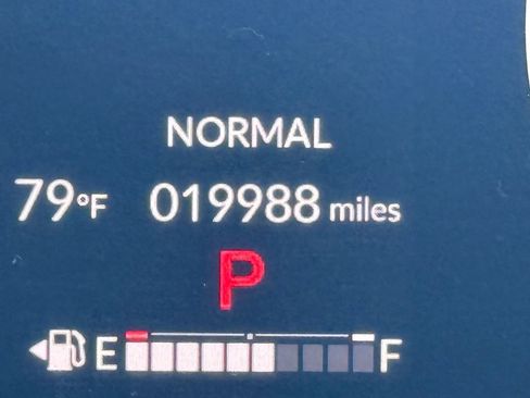 Used 2024 Honda CR-V LX image 29