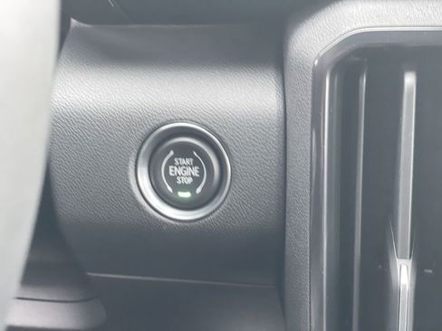 New 2026 GMC Acadia AT4 image 21