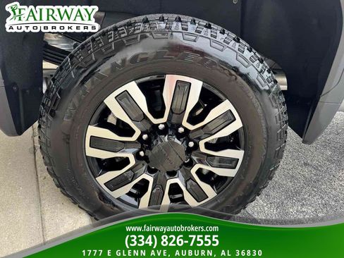 Used 2025 GMC Sierra 2500 Denali Ultimate w/ Max Trailering Package AWD/4WD image 38
