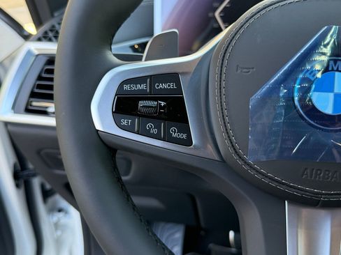 New 2026 BMW X5 sDrive40i image 24