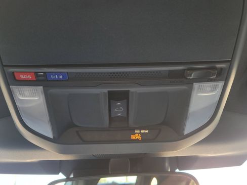 Used 2025 Subaru Forester Premium AWD/4WD image 30