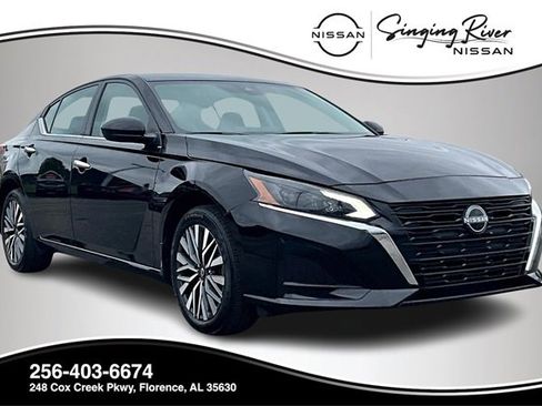 Certified 2024 Nissan Altima 2.5 SV w/ SV Premium Package image 1