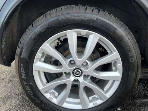 Used 2021 Nissan Rogue Sport S image 16