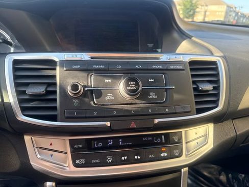 Used 2015 Honda Accord LX image 15