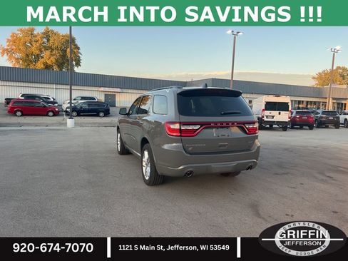 Used 2023 Dodge Durango GT image 13