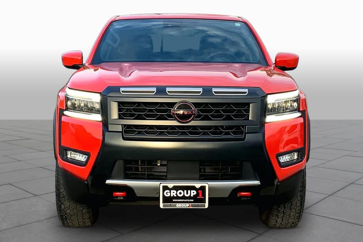 Used 2025 Nissan Frontier Pro-X w/ Tow Package RWD image 4