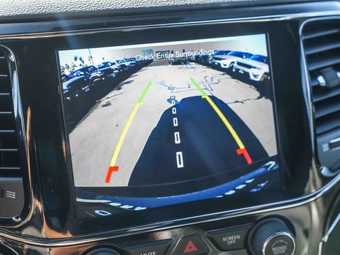 Used 2021 Jeep Grand Cherokee Trailhawk w/ Trailhawk Luxury Group image 18