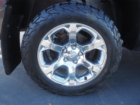 Used 2016 RAM 1500 Laramie w/ Convenience Group image 24