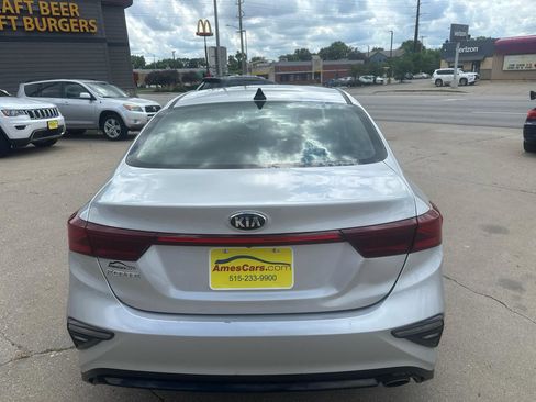 Used 2020 Kia Forte LXS FWD image 4