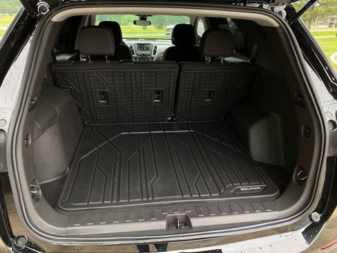 Used 2024 Chevrolet Equinox LS w/ LS Convenience Package FWD image 28