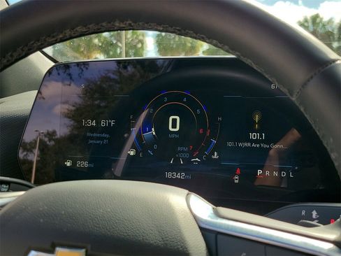 Used 2025 Chevrolet Equinox LT image 20