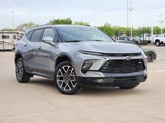 Used 2025 Chevrolet Blazer RS video 2