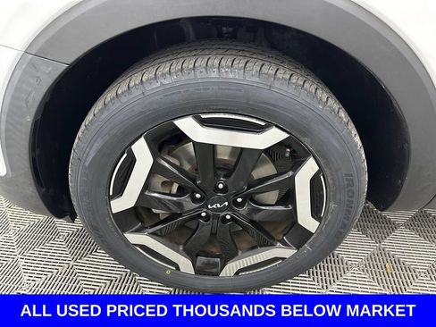 Used 2023 Kia Telluride S w/ S Sunroof Package FWD image 12