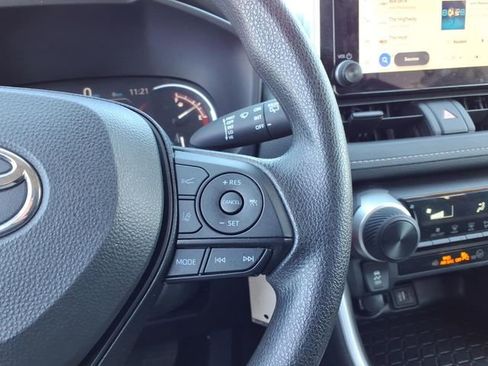 Certified 2025 Toyota RAV4 LE image 21