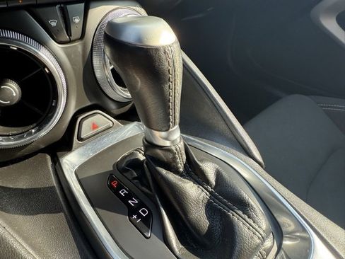 Used 2021 Chevrolet Camaro LT image 24