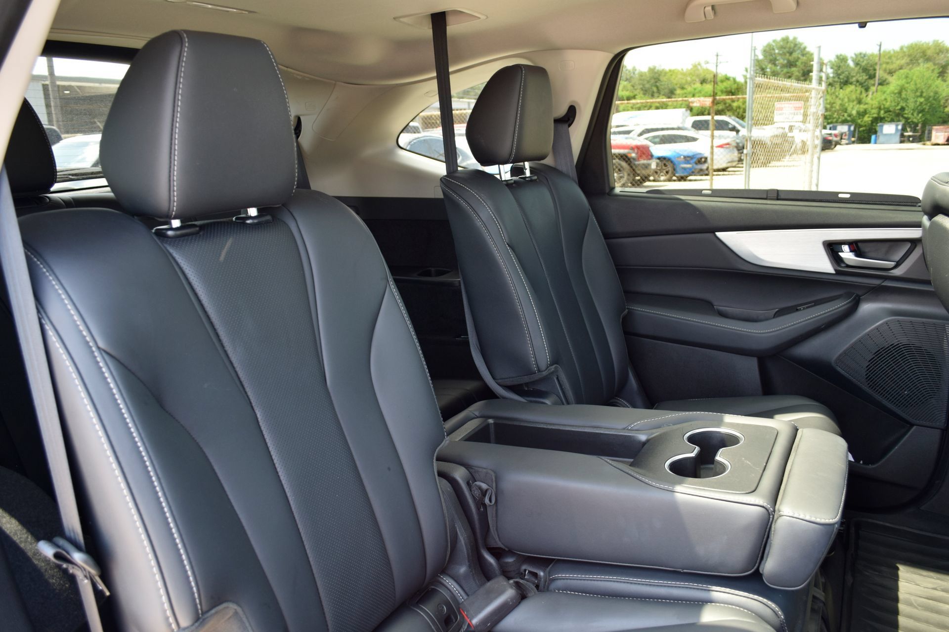 Used 2023 Acura MDX w/ Technology Package FWD image 24