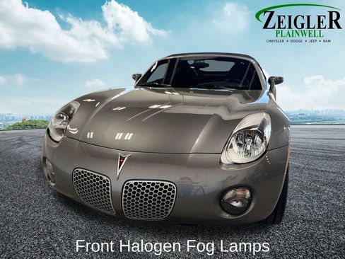 Used 2006 Pontiac Solstice Convertible w/ Premium Package RWD image 9