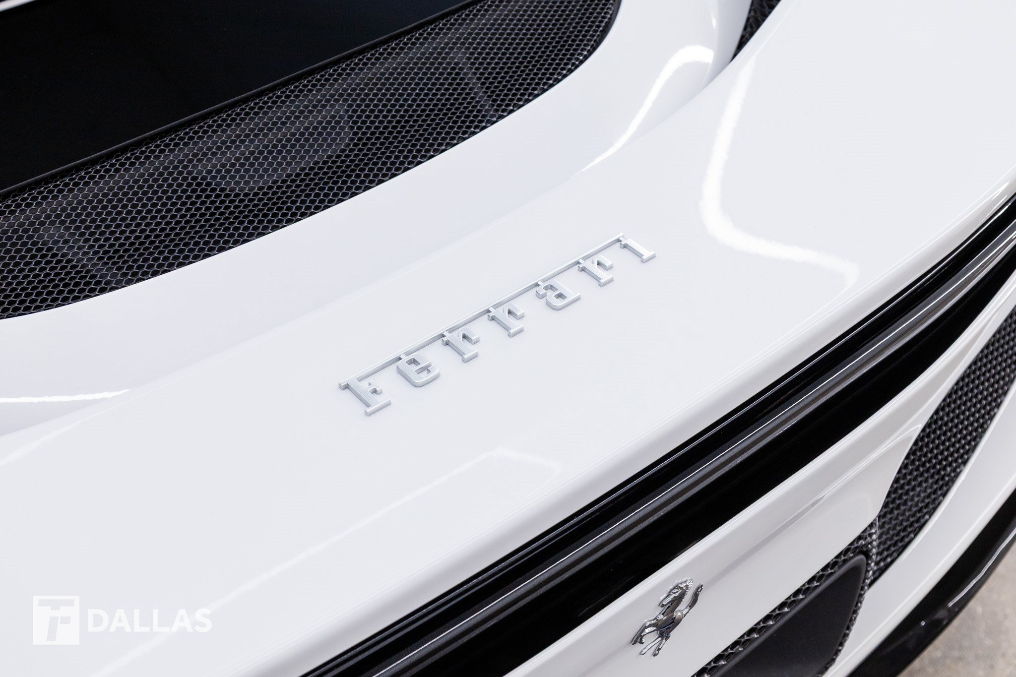 Used 2023 Ferrari 296 GTB RWD image 11