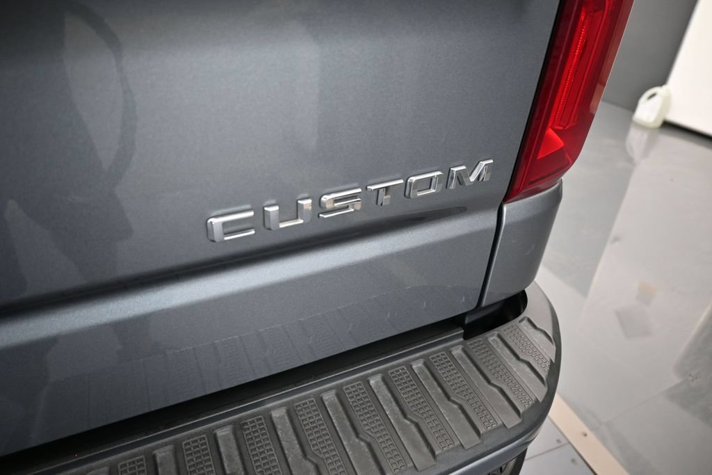 Used 2021 Chevrolet Silverado 1500 Custom RWD image 39
