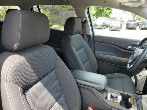 Certified 2021 GMC Acadia SLE w/ Driver Convenience Package image 29